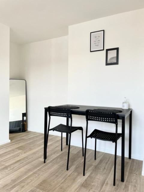 Central, Bright & Spacious Apartment - Parking Included Bournemouth Luaran gambar